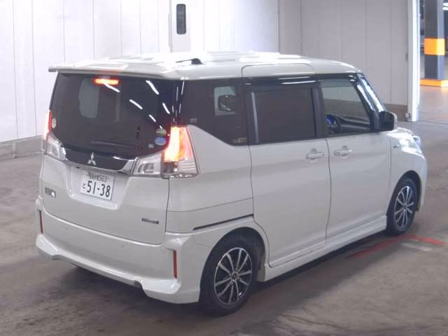 MITSUBISHI DELICA D:2