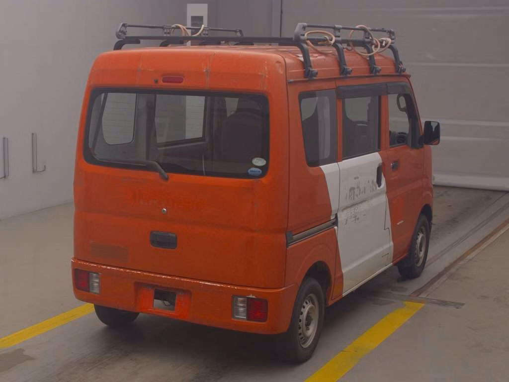 MITSUBISHI MINICAB