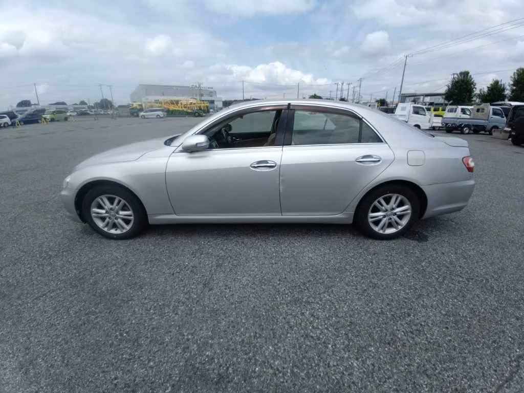 TOYOTA MARK X