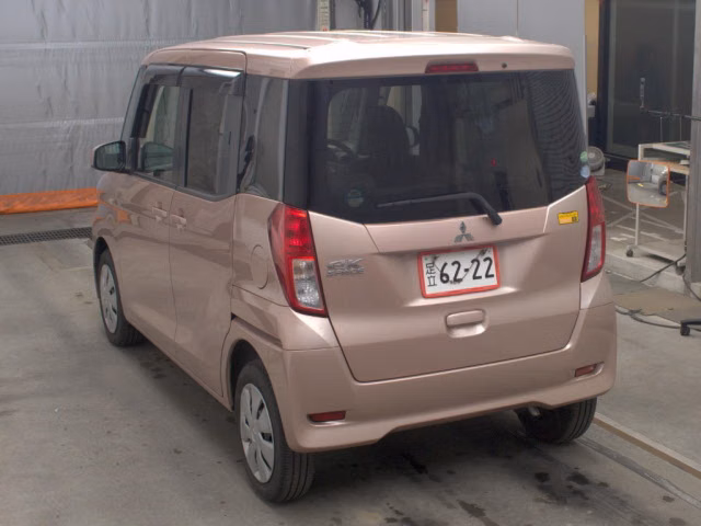 MITSUBISHI EK SPACE