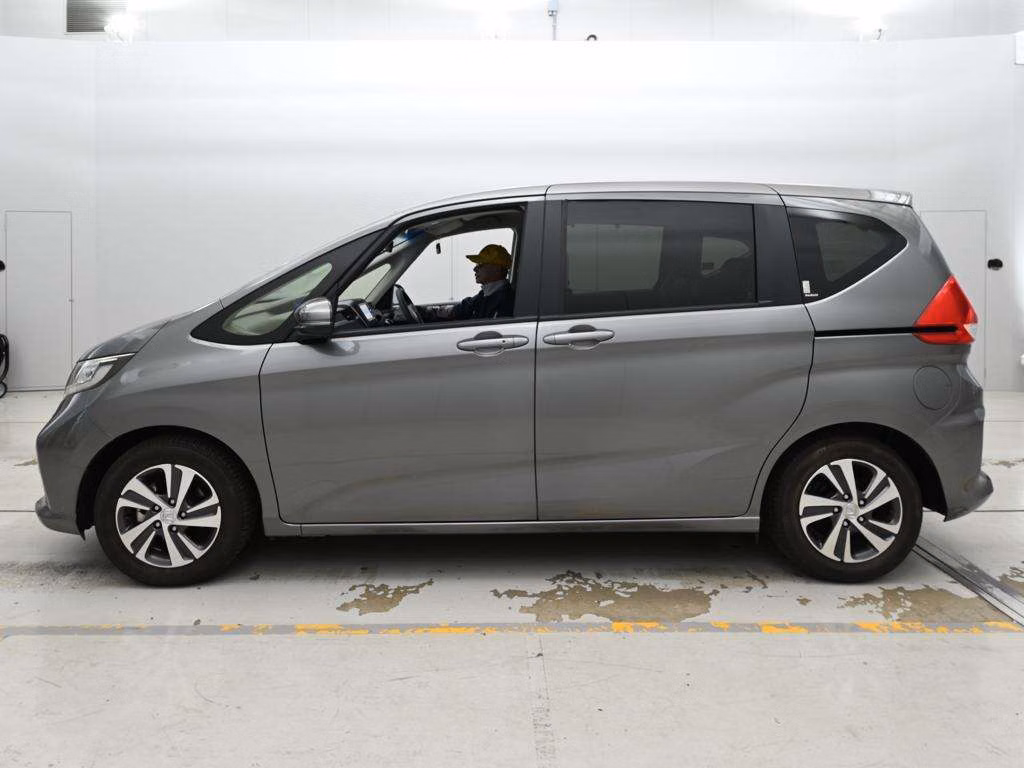 HONDA FREED+