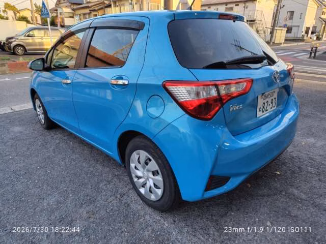 TOYOTA VITZ