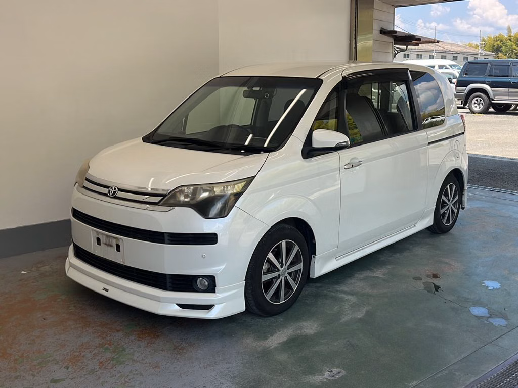TOYOTA SPADE