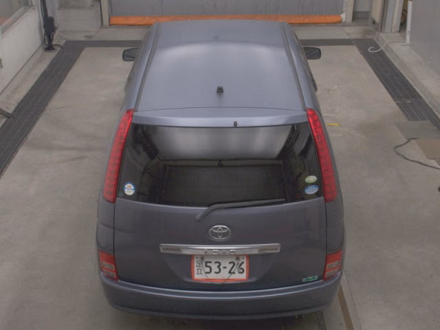 TOYOTA ISIS
