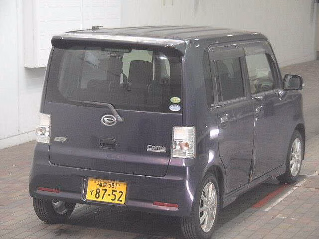 DAIHATSU MOVE CONTE