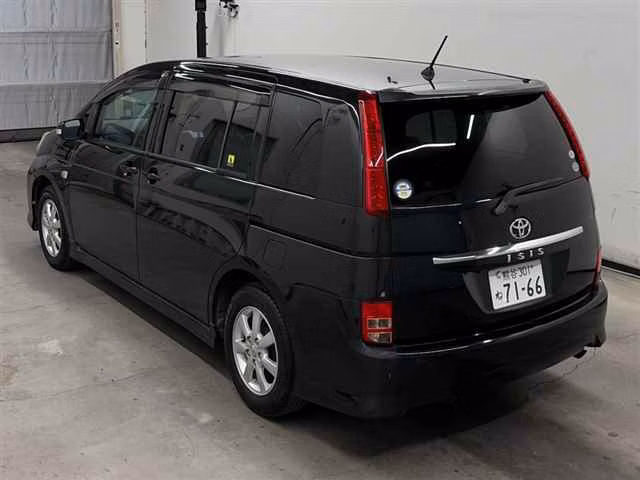 TOYOTA ISIS