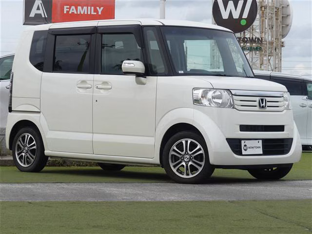 HONDA N-BOX