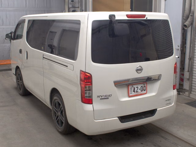 NISSAN NV350 CARAVAN