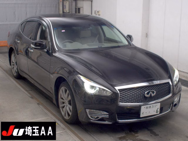 NISSAN FUGA