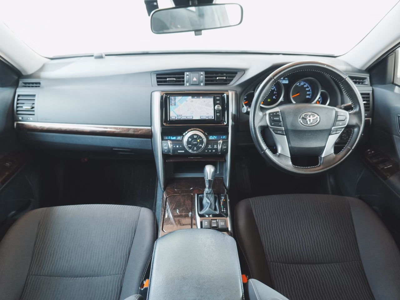 TOYOTA MARK X