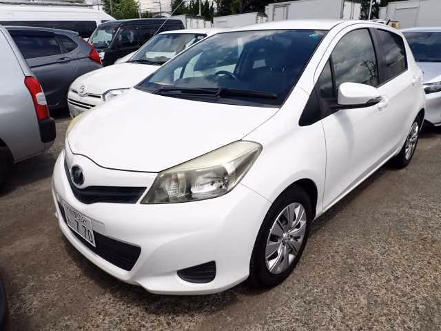 TOYOTA VITZ