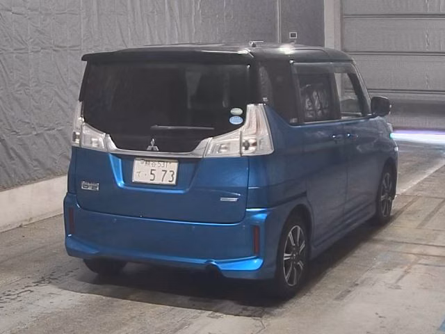 MITSUBISHI DELICA D:2