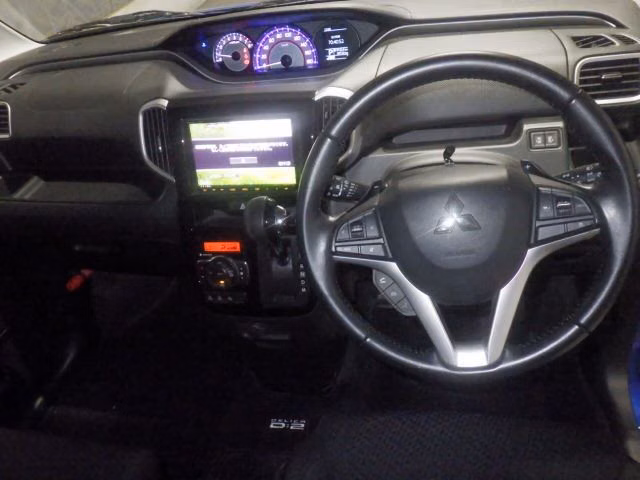 MITSUBISHI DELICA D:2