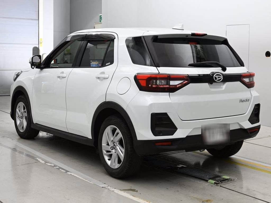 DAIHATSU ROCKY