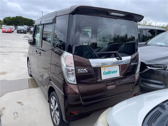MITSUBISHI EK SPACE