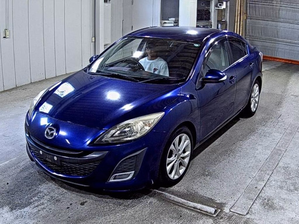 MAZDA AXELA