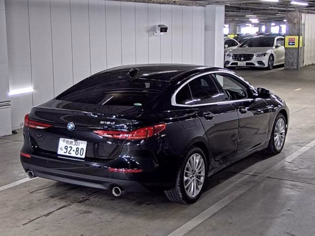 BMW 1-SERIES
