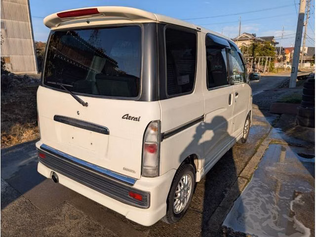 DAIHATSU ATRAI