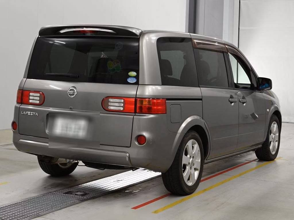 NISSAN LAFESTA