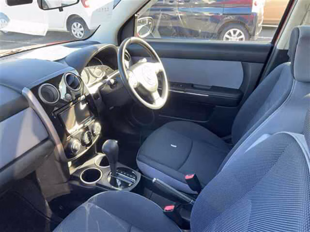 MAZDA VERISA
