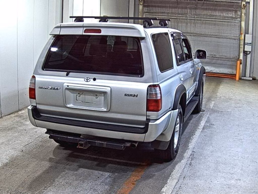 TOYOTA HILUX SURF