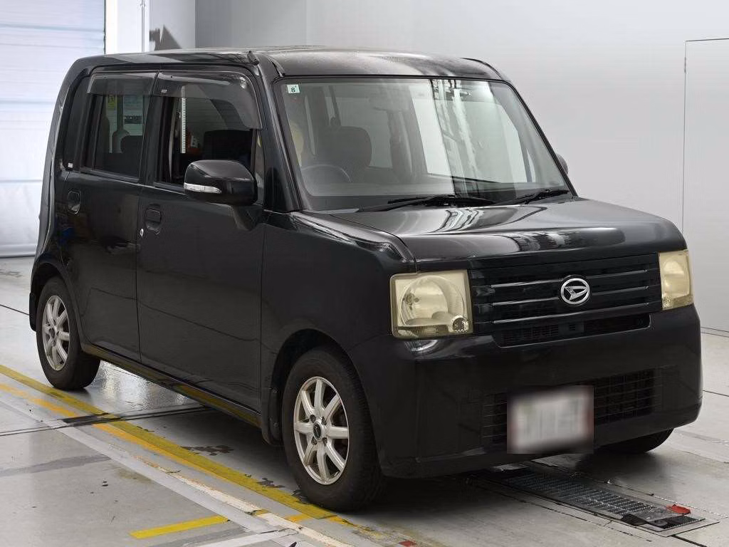 DAIHATSU MOVE CONTE