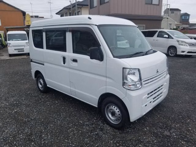 MITSUBISHI MINICAB