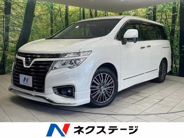 NISSAN ELGRAND