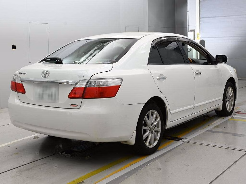 TOYOTA PREMIO