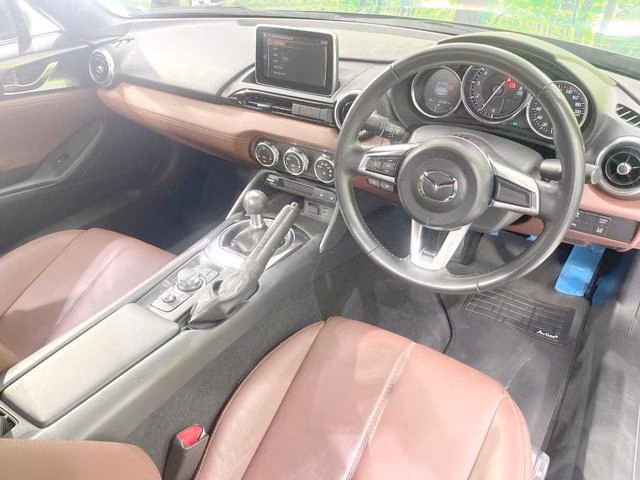 MAZDA MX-5