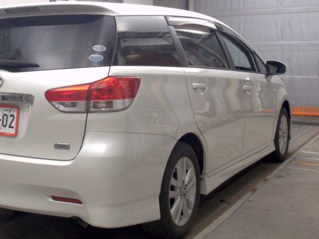 TOYOTA WISH