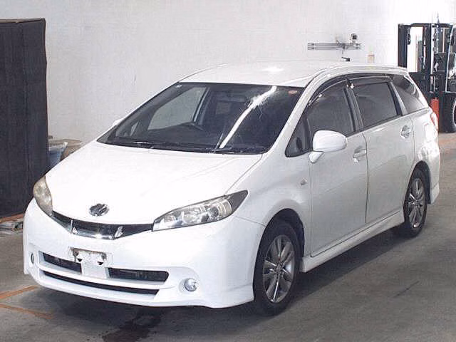 TOYOTA WISH