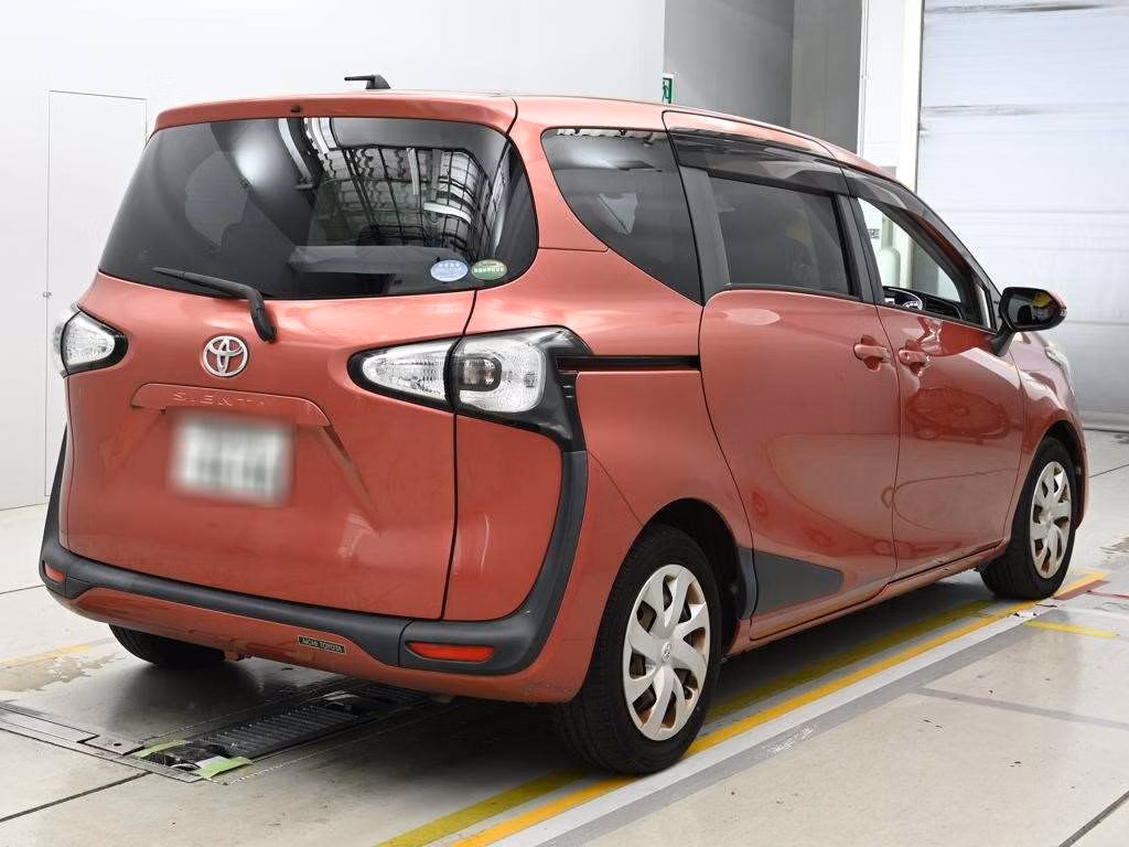 TOYOTA SIENTA