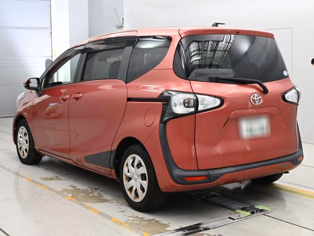 TOYOTA SIENTA