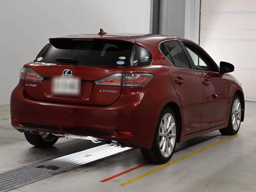 LEXUS CT200H