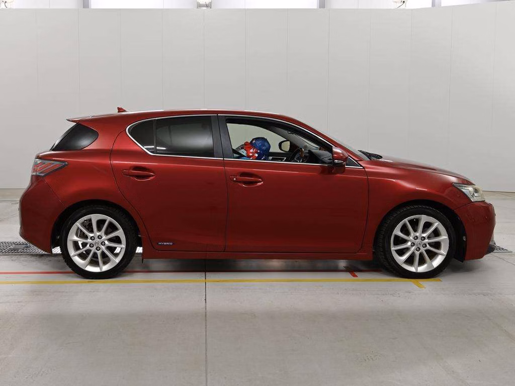 LEXUS CT200H