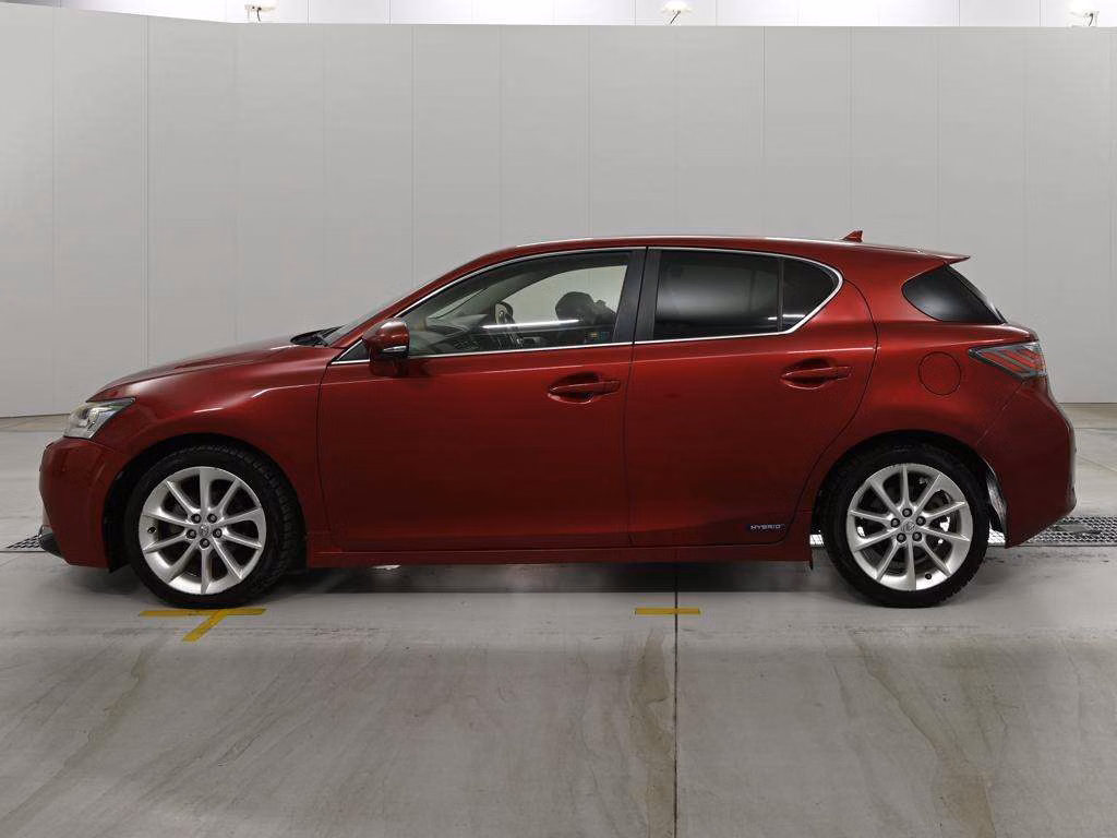 LEXUS CT200H