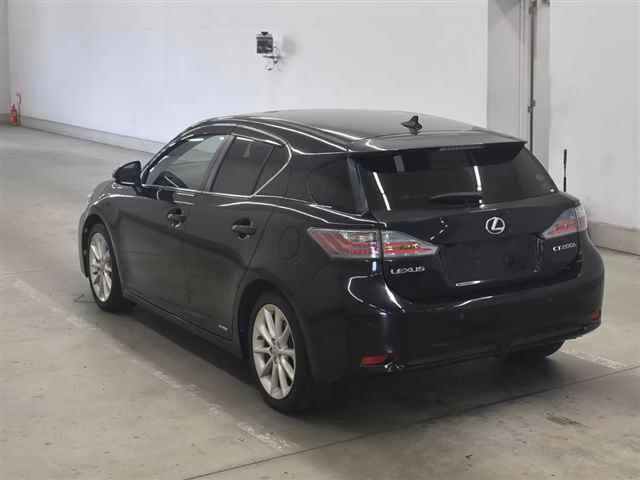 LEXUS CT200H
