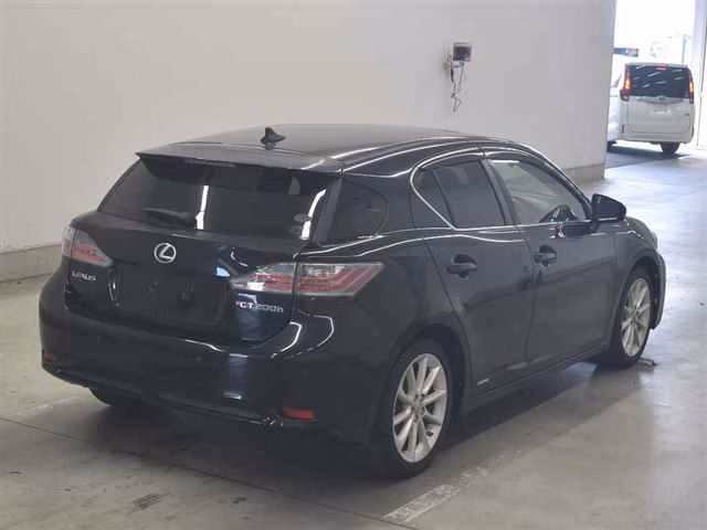 LEXUS CT200H
