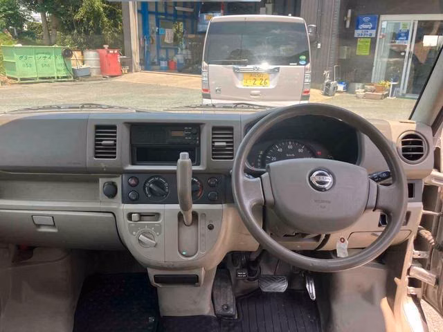 NISSAN NV100 CLIPPER