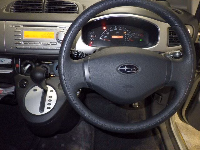SUBARU R2