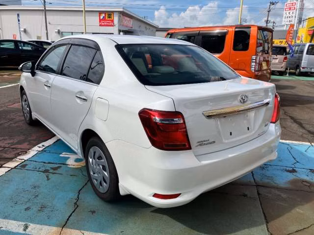 TOYOTA COROLLA AXIO