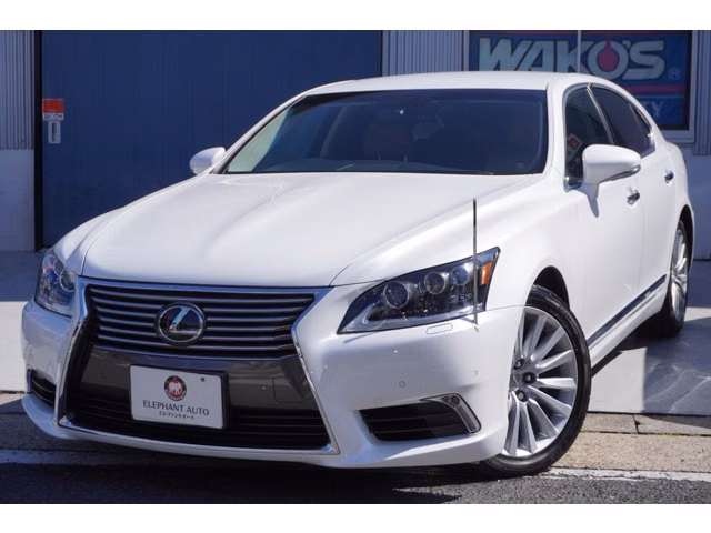 Lexus LS460