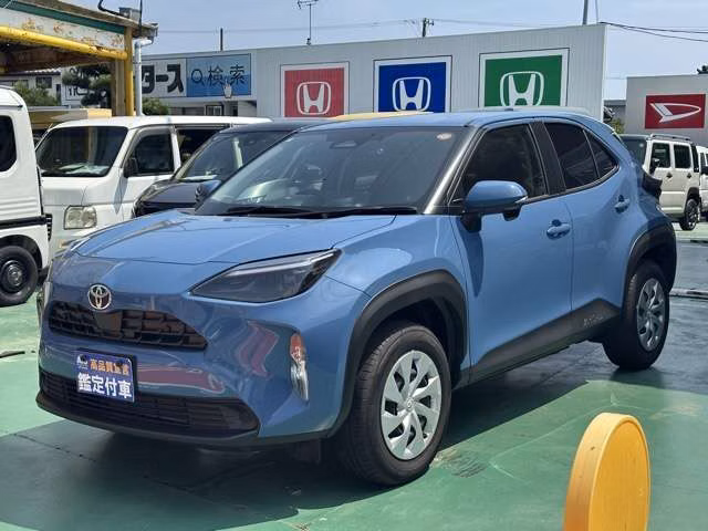 TOYOTA YARIS CROSS