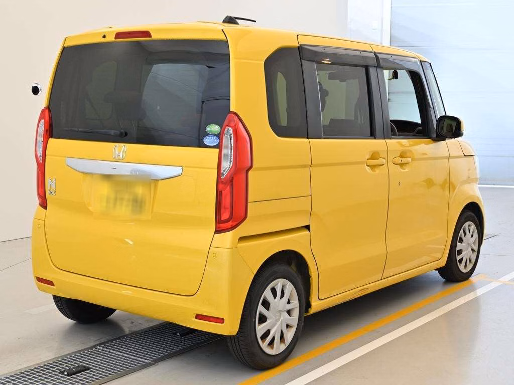 HONDA N-BOX
