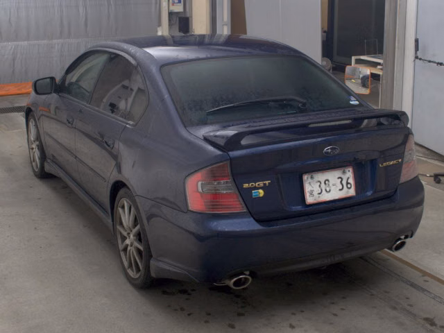 SUBARU LEGACY B4