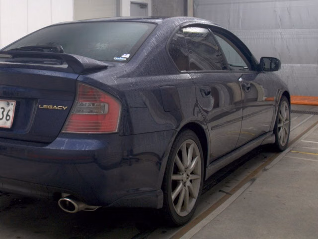 SUBARU LEGACY B4