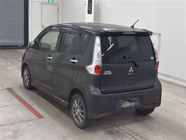 MITSUBISHI EK CUSTOM