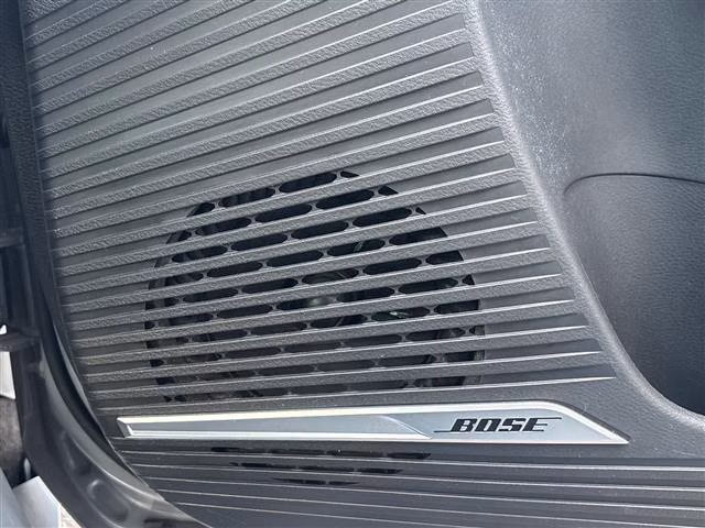 NISSAN AURA