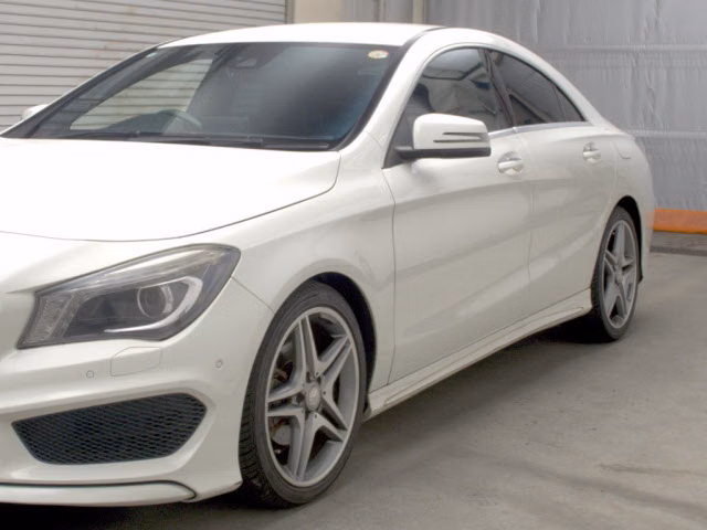 MERCEDES-BENZ CLA-CLASS